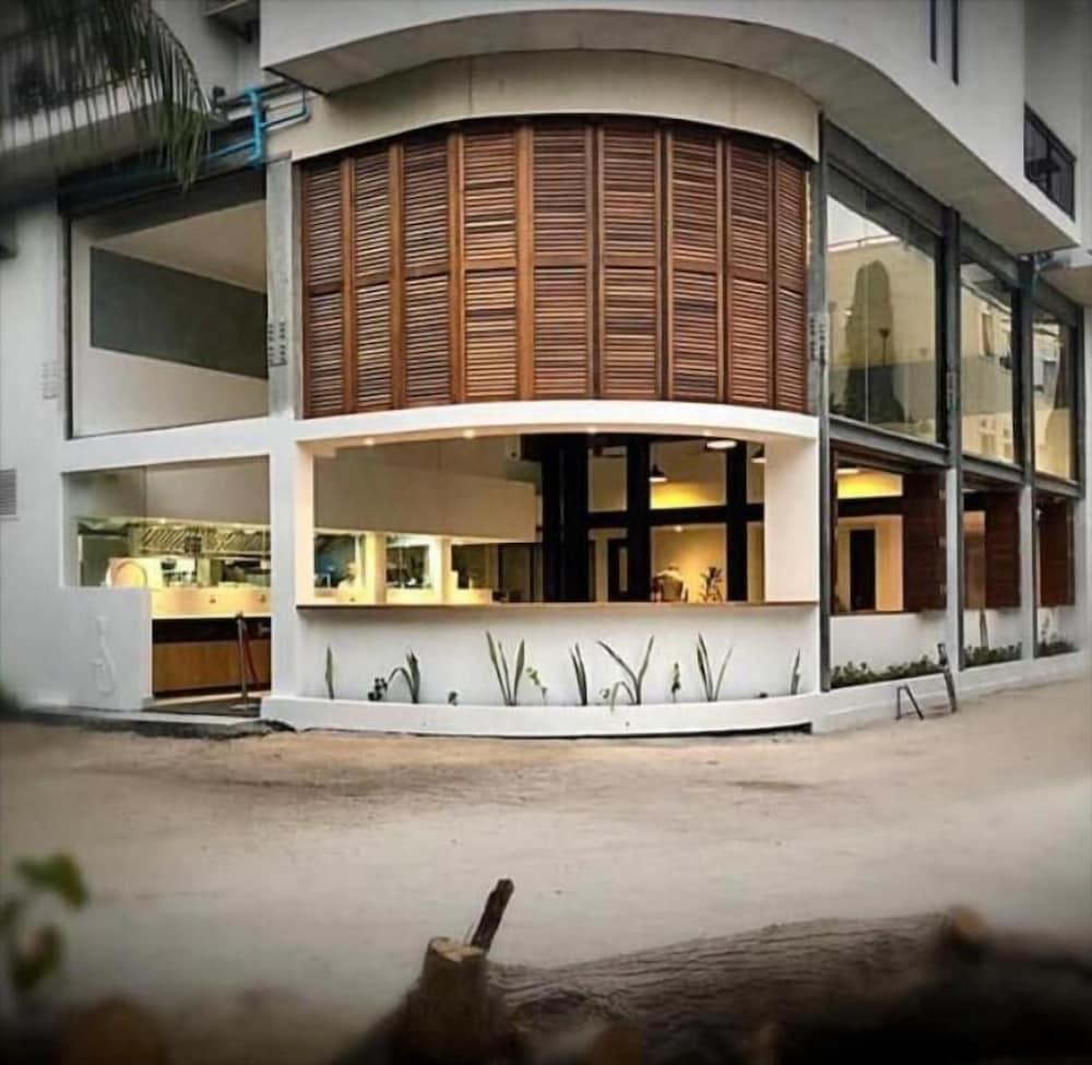 The Ranthari Ukulhas Island Guesthouse & SPA
