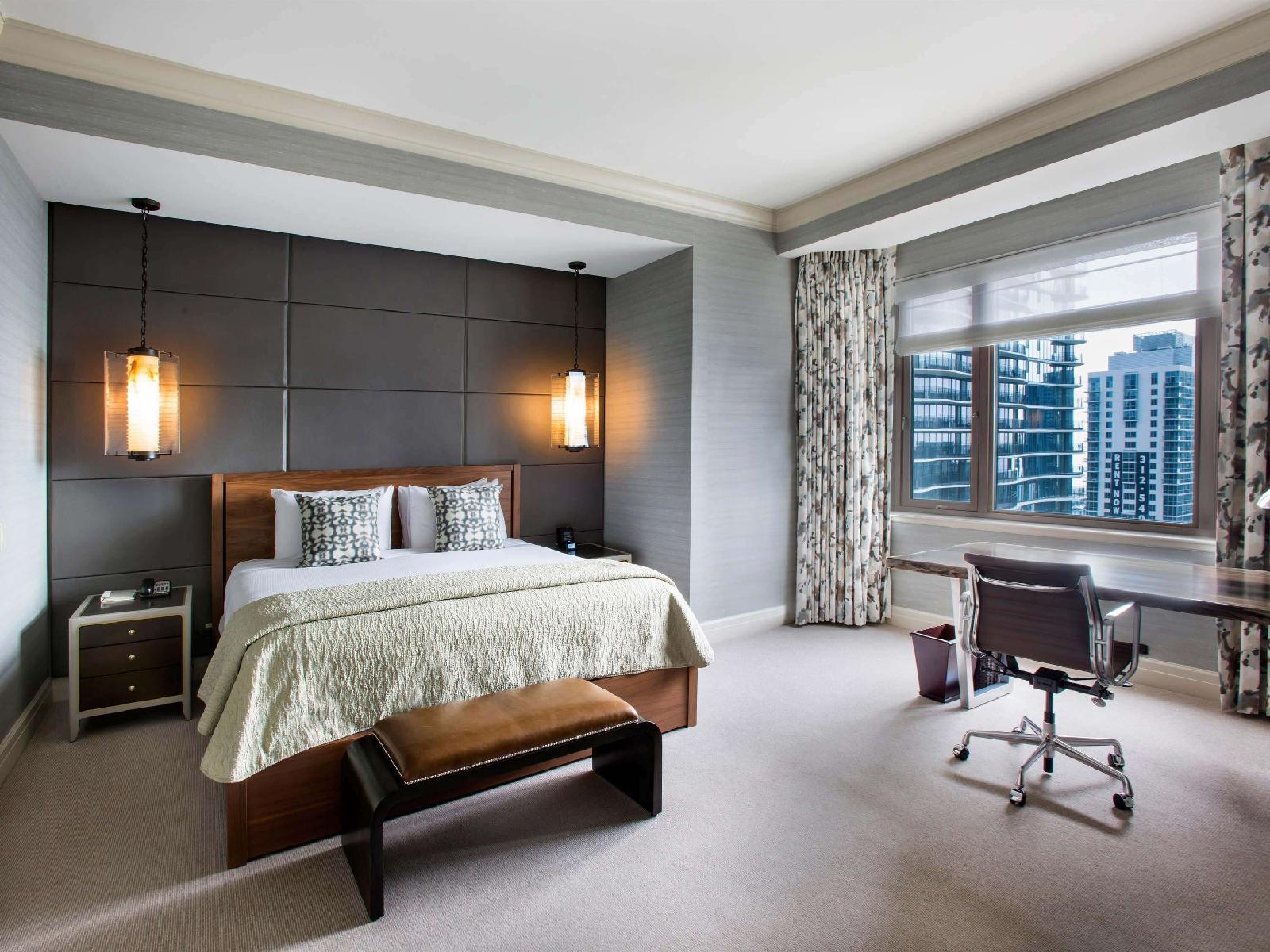 Fairmont Chicago - Millennium Park Gold Experience