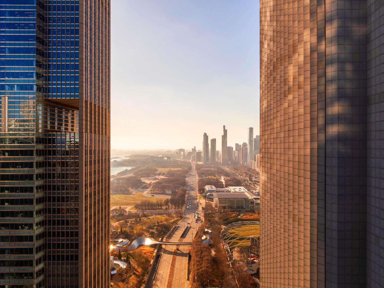 Fairmont Chicago - Millennium Park Gold Experience