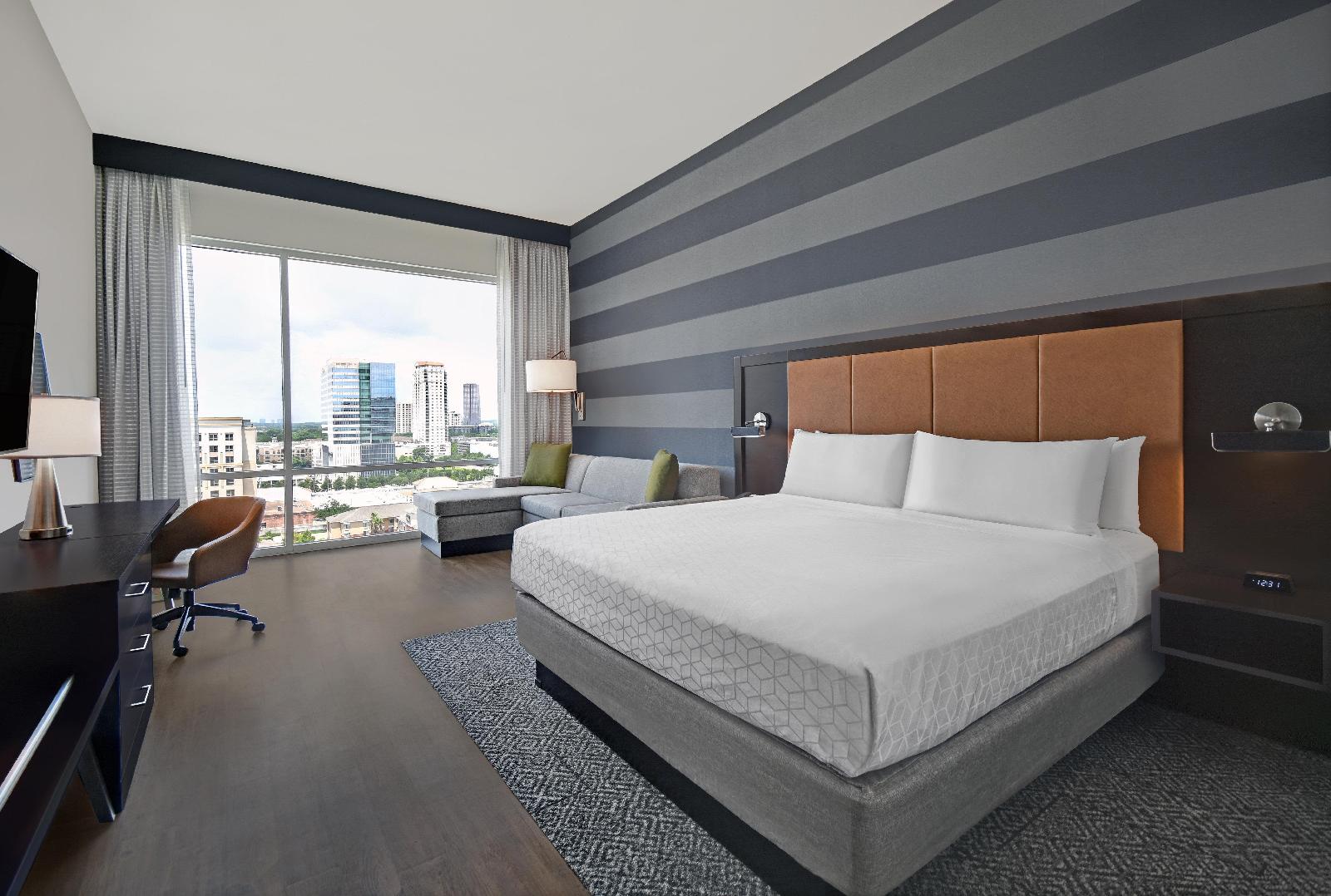 Holiday Inn Express Houston Galleria Area