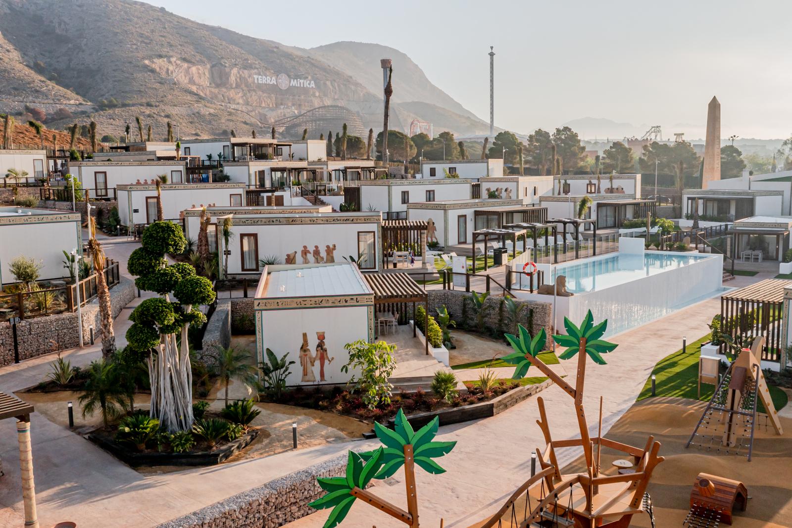 Grand Luxor Village