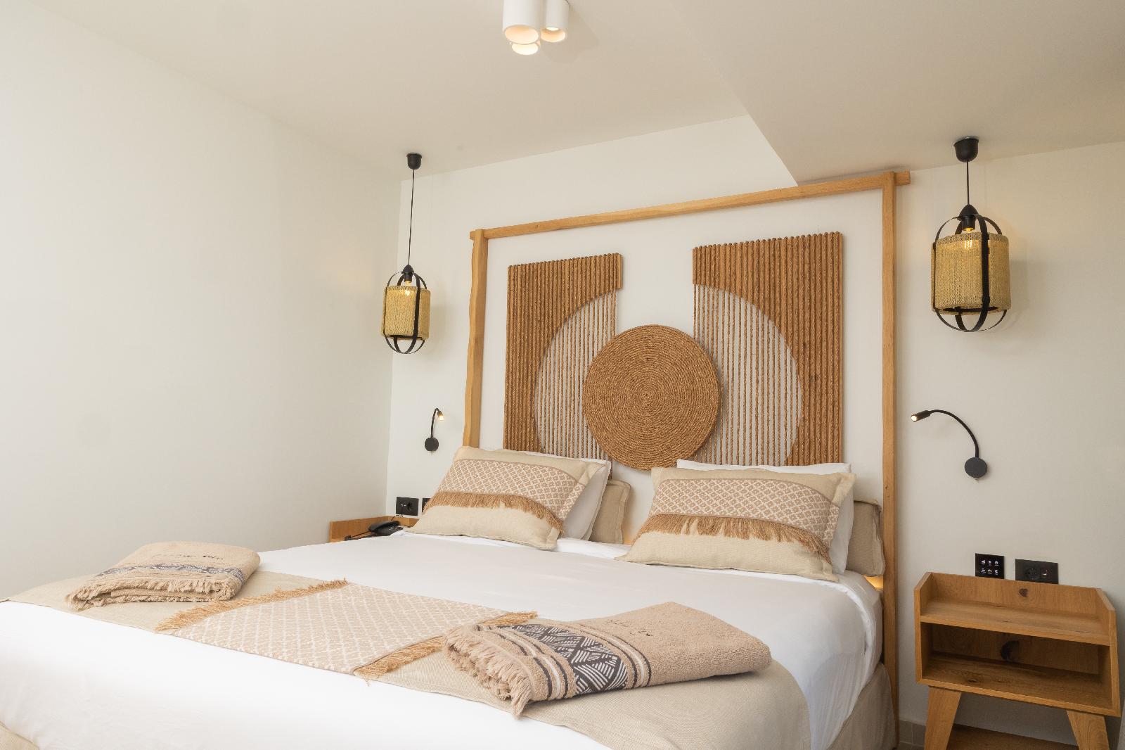 Cabana Blu Hotel & Suites