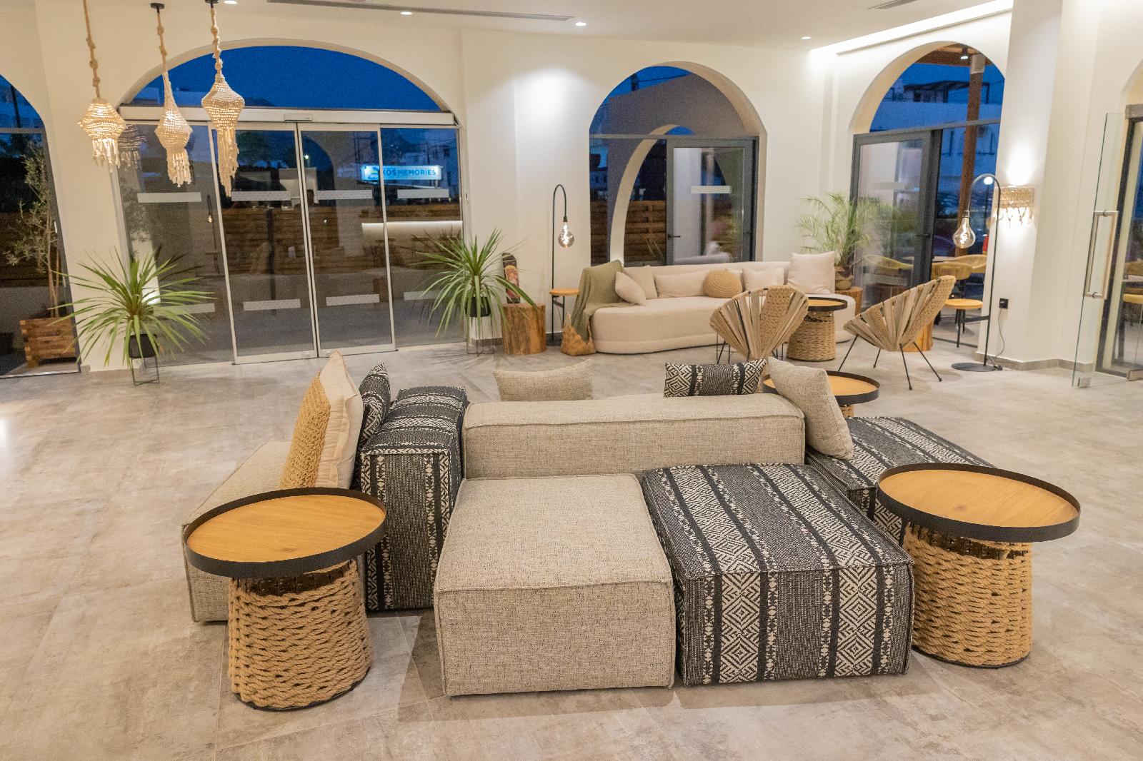 Cabana Blu Hotel & Suites