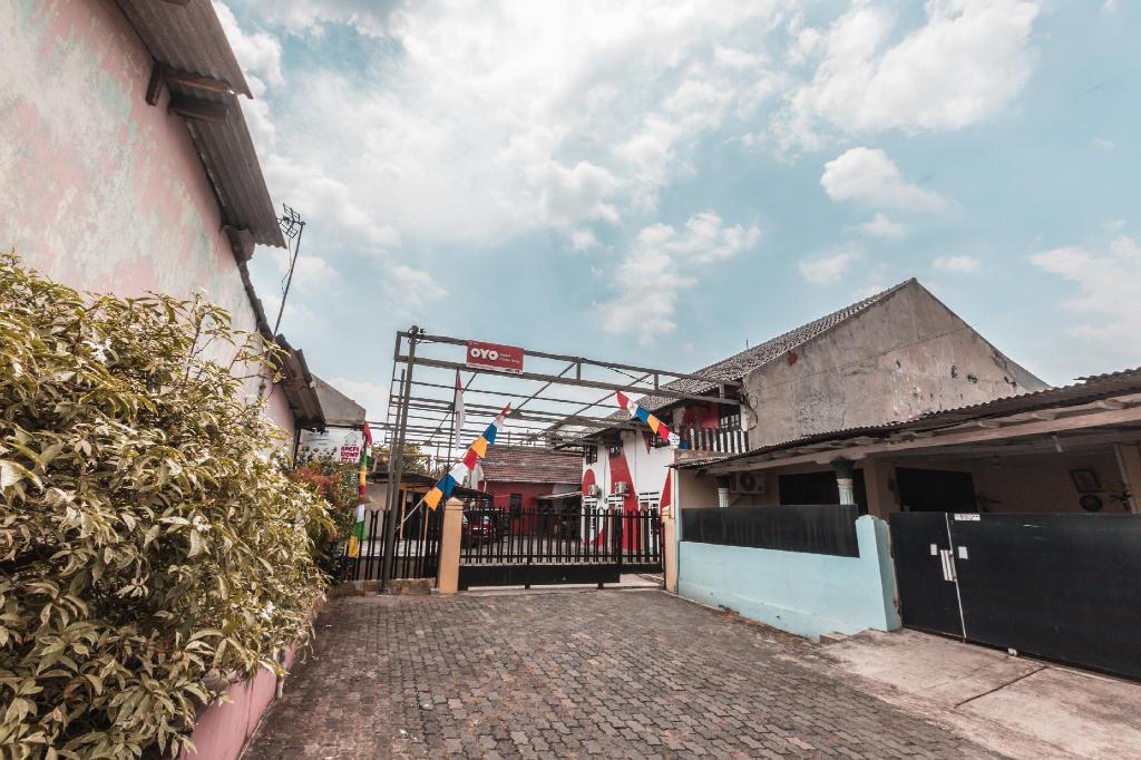 Angel Home Stay by OYO Rooms