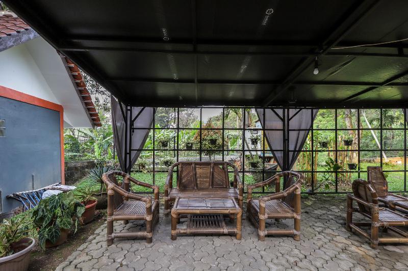 Pavo Resort by OYO Rooms