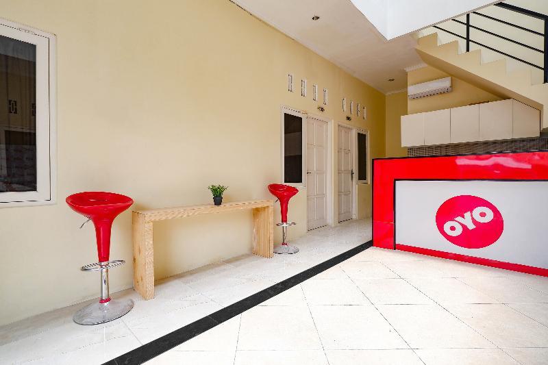Wisma Fortuna Syariah by OYO Rooms