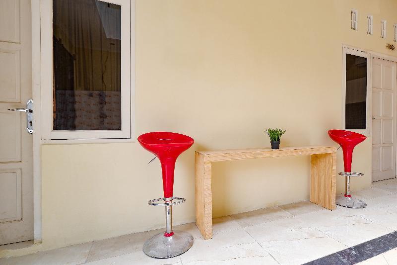 Wisma Fortuna Syariah by OYO Rooms