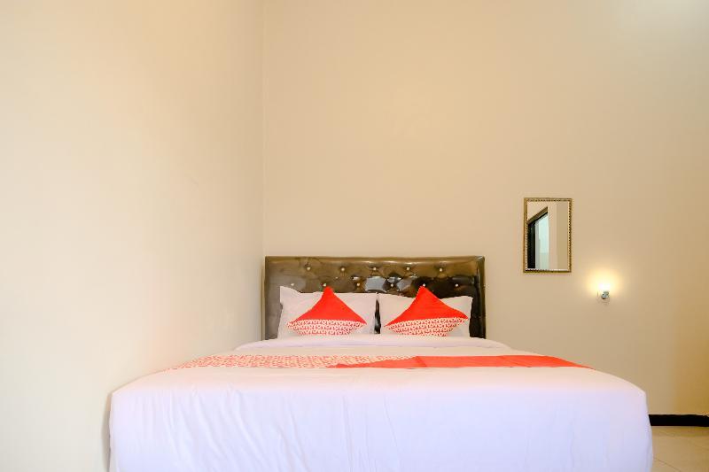 Sakinah Family Residence by OYO Rooms