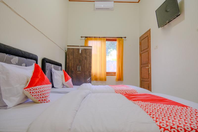 Sakinah Family Residence by OYO Rooms