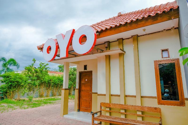 Sakinah Family Residence by OYO Rooms