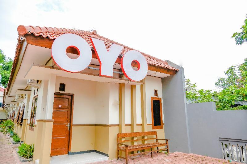 Sakinah Family Residence by OYO Rooms
