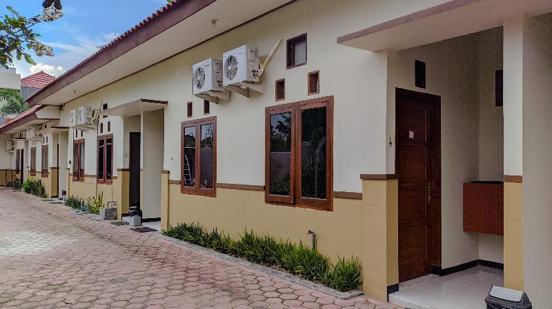 Sakinah Family Residence by OYO Rooms