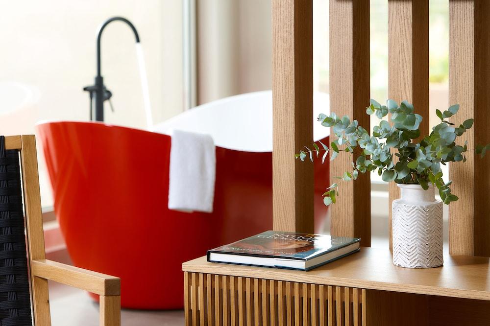 Castello Infinity Suites