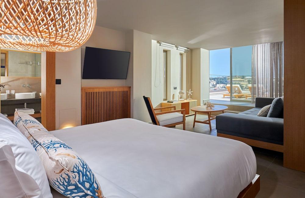 Castello Infinity Suites