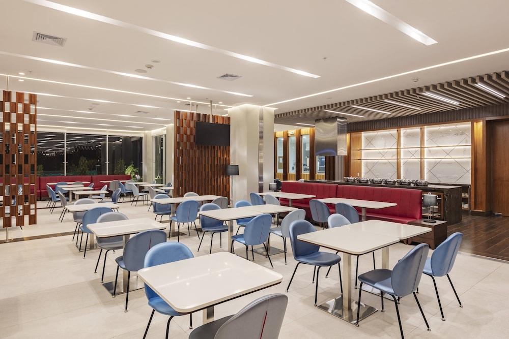 Holiday Inn Quito Airport