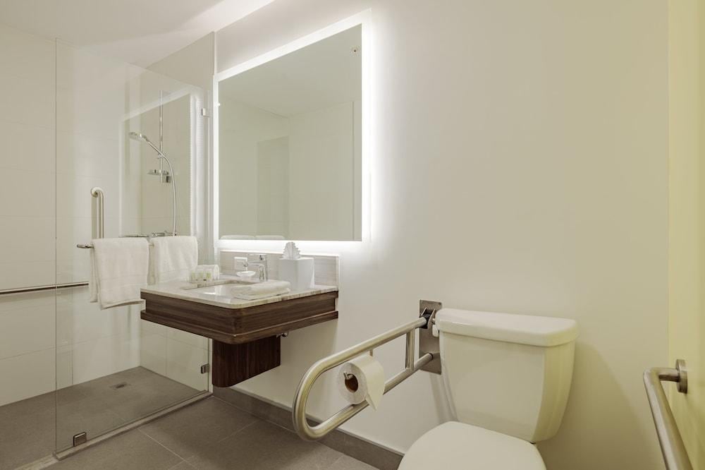 Holiday Inn Quito Airport