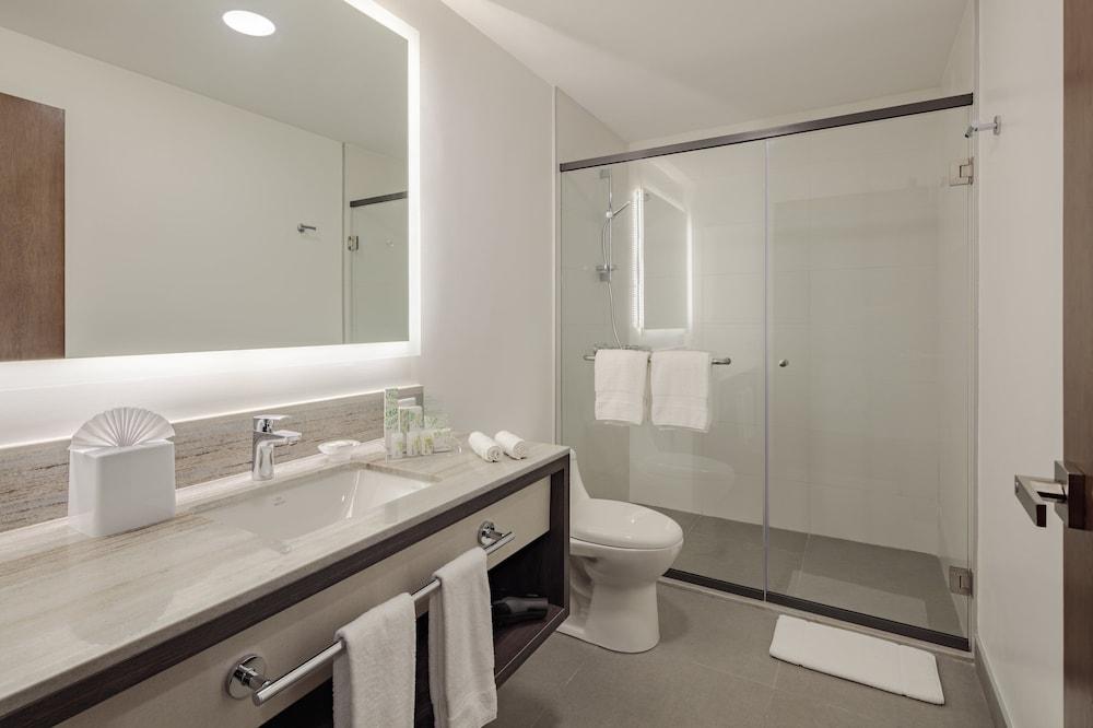 Holiday Inn Quito Airport