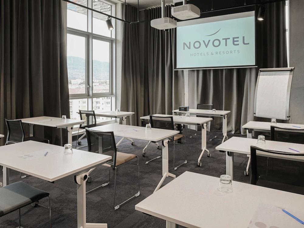 Novotel Annemasse Centre - Porte de Geneve