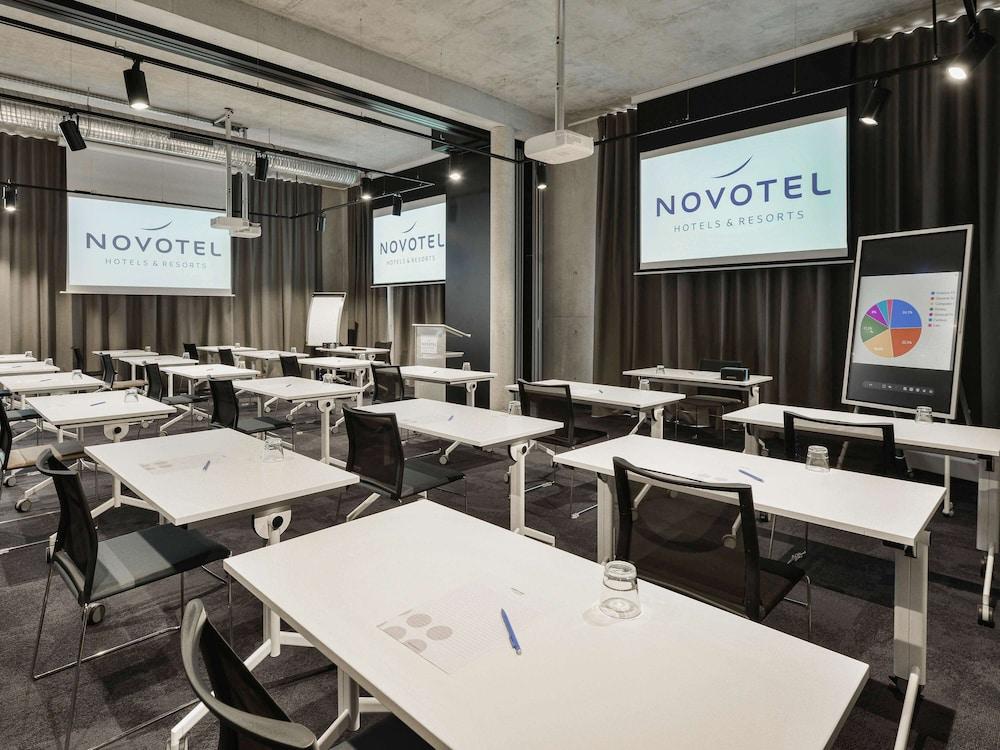 Novotel Annemasse Centre - Porte de Geneve