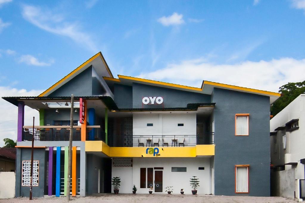 Rap Hotel By OYO Rooms