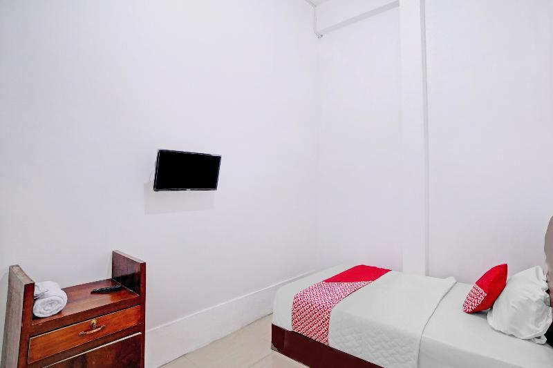 Sepakat Guest House by OYO Rooms