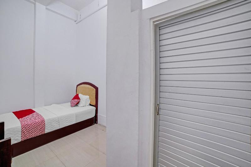Sepakat Guest House by OYO Rooms