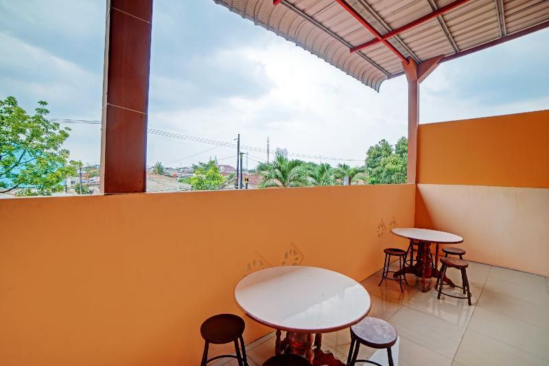 Sepakat Guest House by OYO Rooms