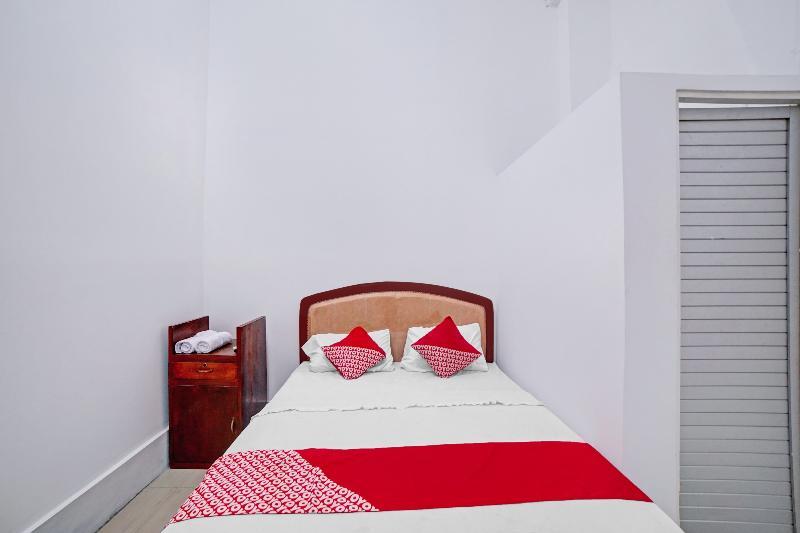 Sepakat Guest House by OYO Rooms