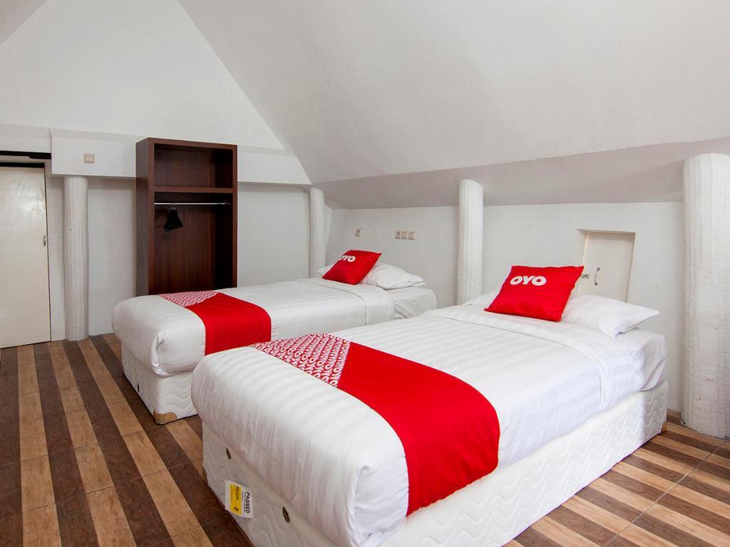 Dg Inn by OYO Rooms