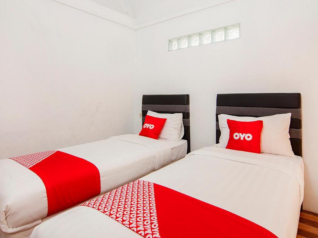 Dg Inn by OYO Rooms