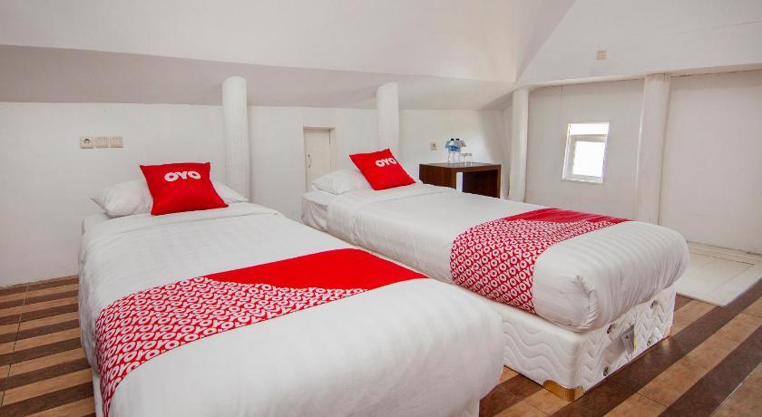 Dg Inn by OYO Rooms