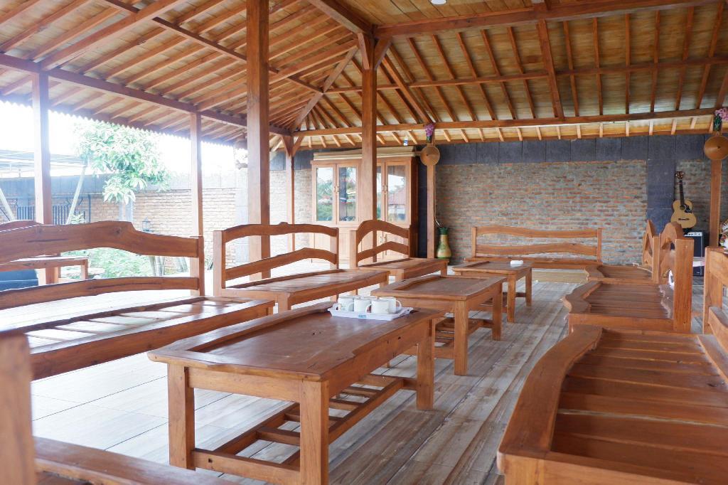 Pendopo Tumaritis by OYO Rooms