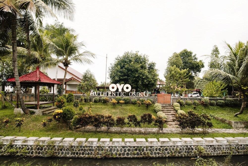 Authentic Osing Homestay by OYO Rooms