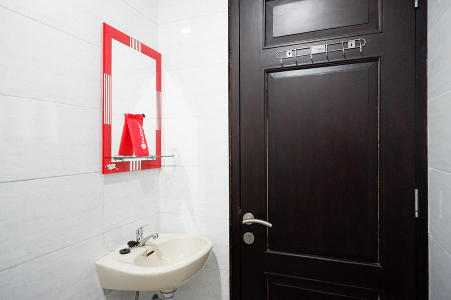 RedDoorz Near RSUD Margono Purwokerto