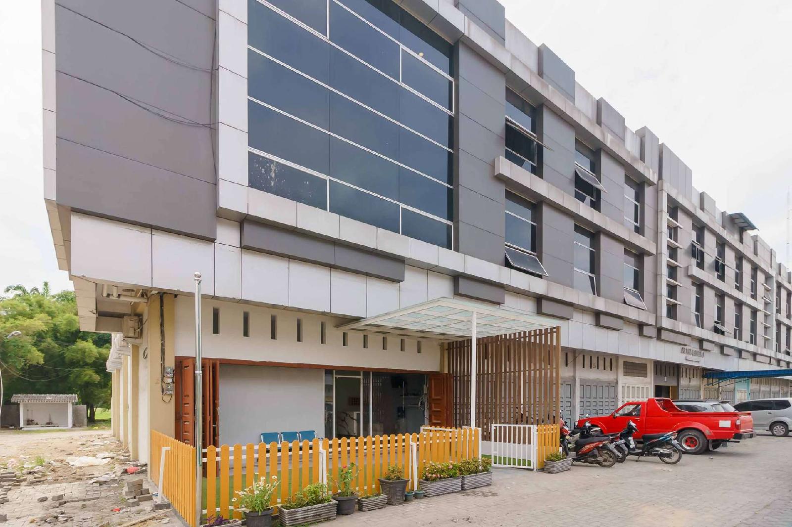 Sumarsono Inn by RedDoorz