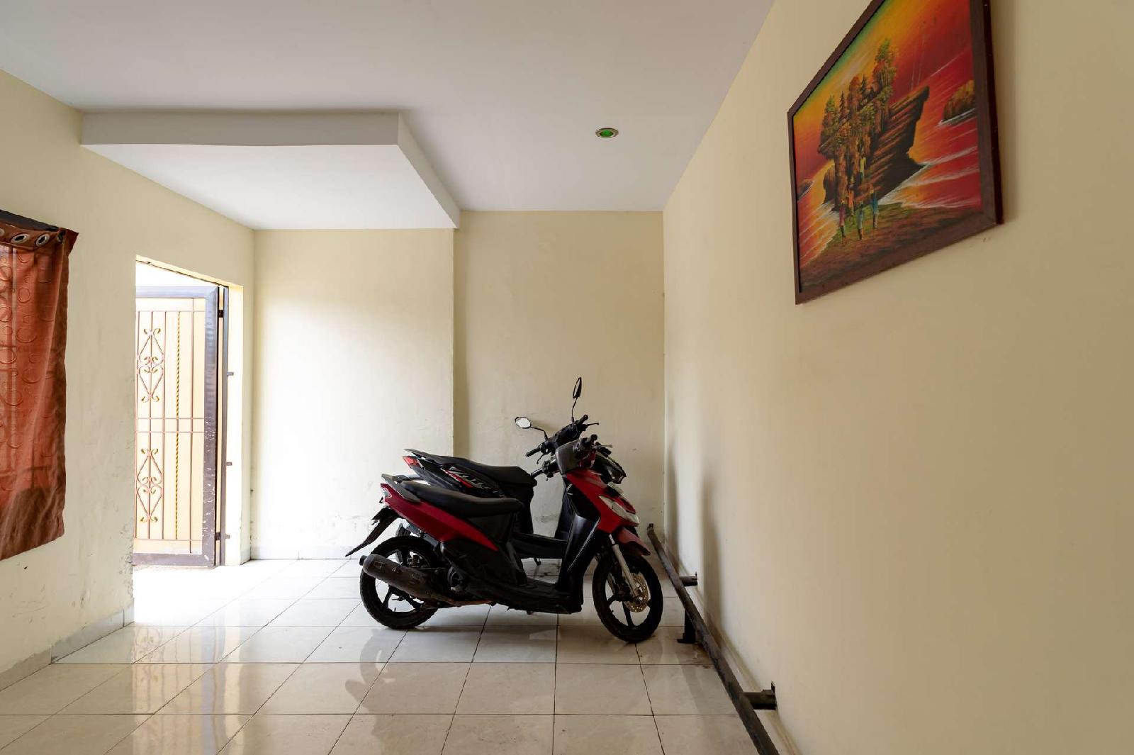 Medan Johor 2 by RedDoorz