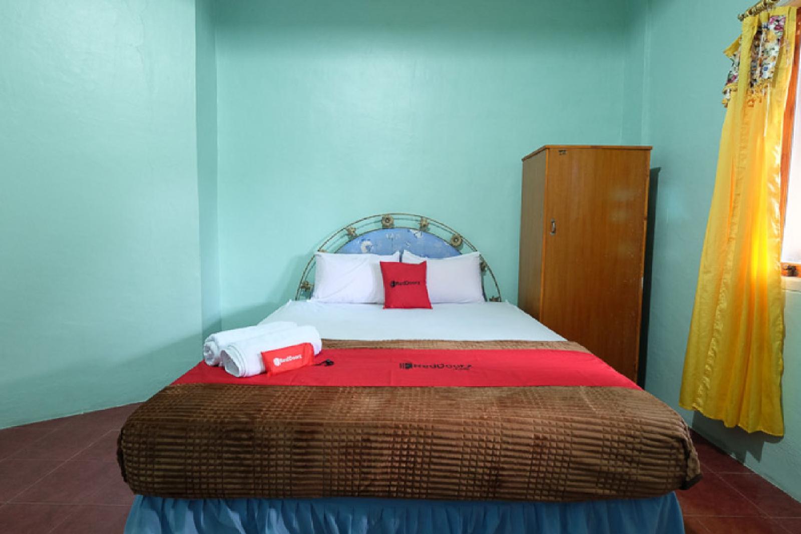 Winslow Hotel by RedDoorz