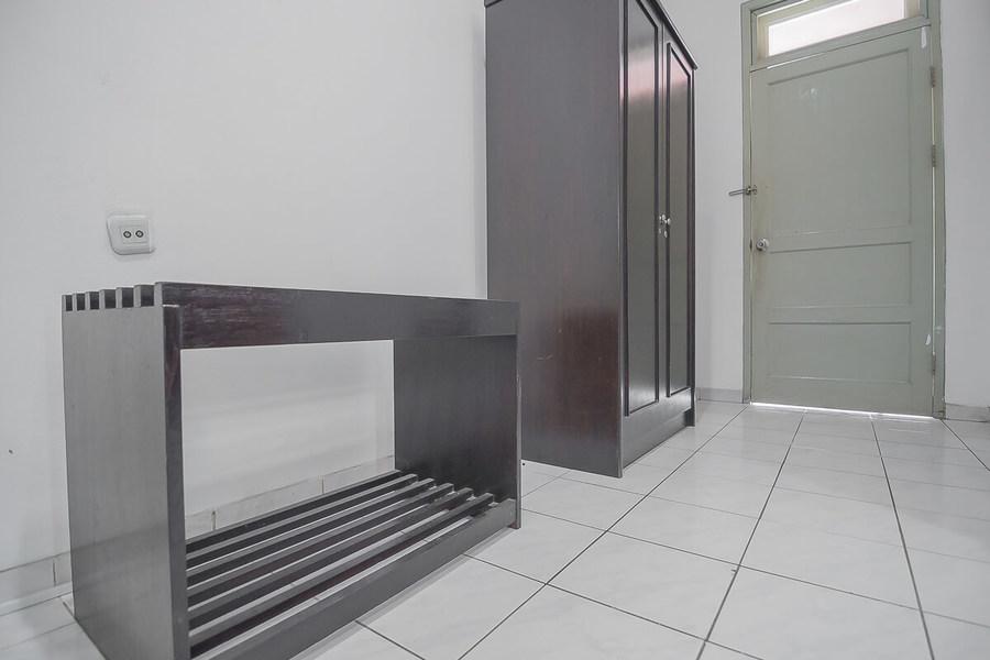 Daun Hijau Hotel by Reddoorz