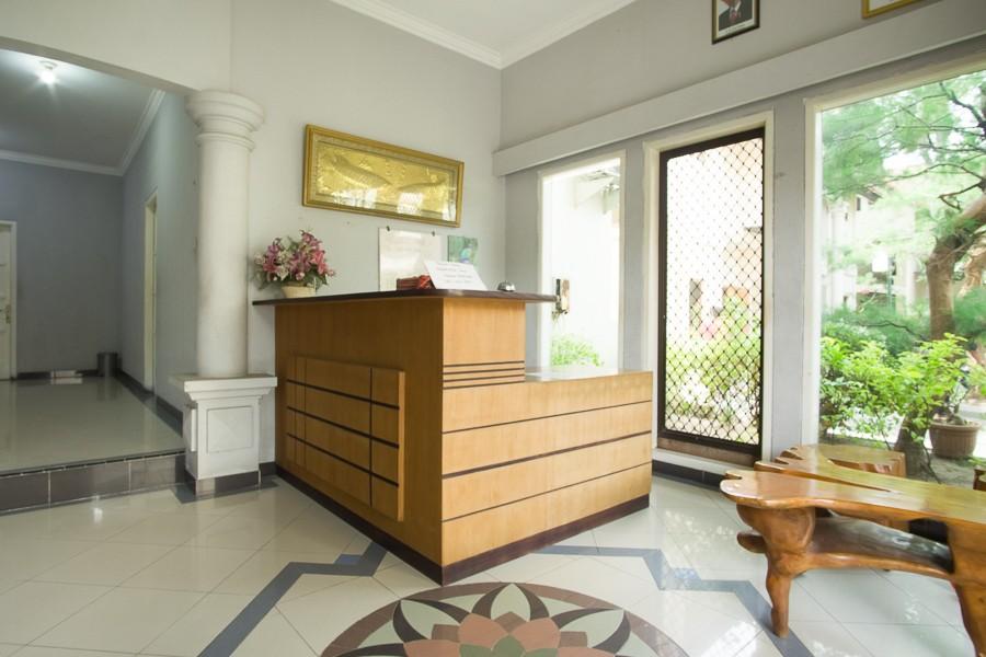 Jasmine Kayla Guest House by RedDoorz