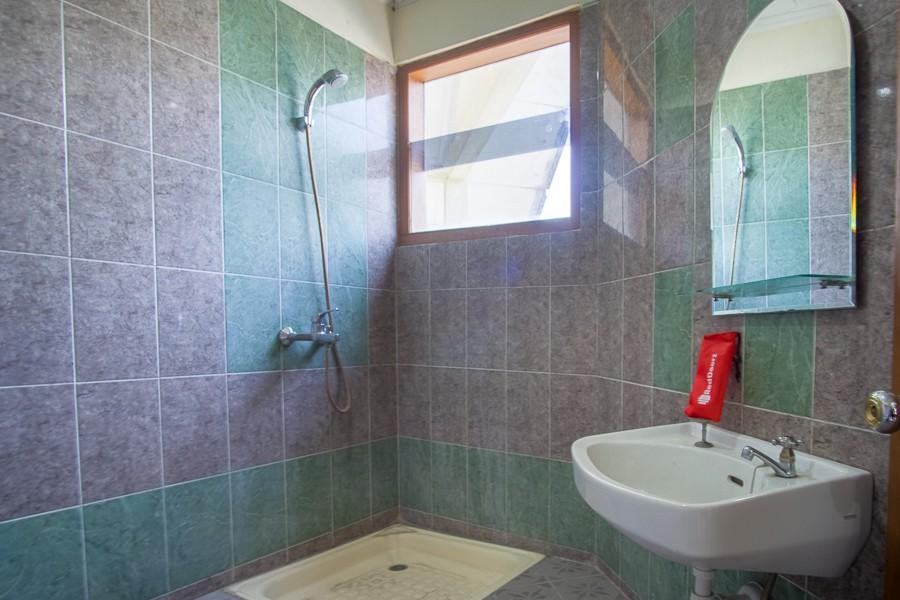 Jasmine Kayla Guest House by RedDoorz
