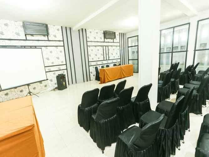 Kampoeng Osing Syariah Guesthouse by OYO Rooms