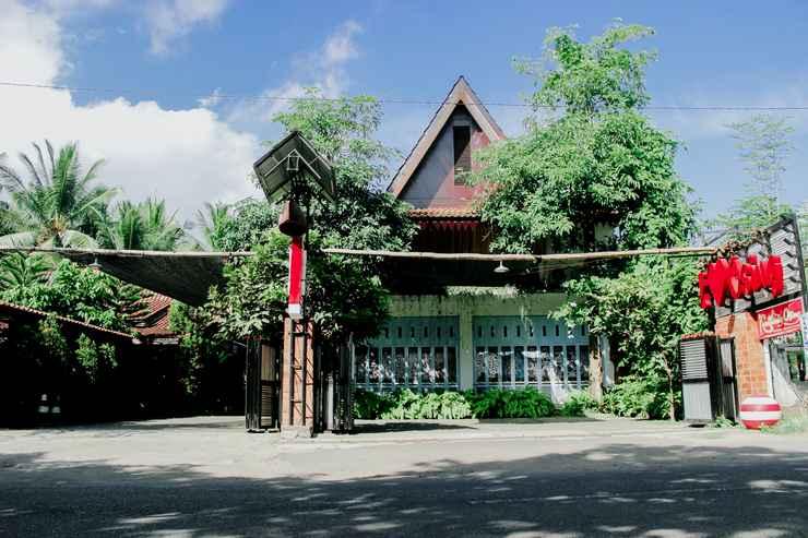 Kampoeng Osing Syariah Guesthouse by OYO Rooms
