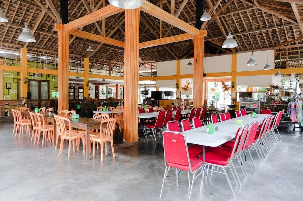 Damar Mas Resort Lereng Kelud by OYO Rooms