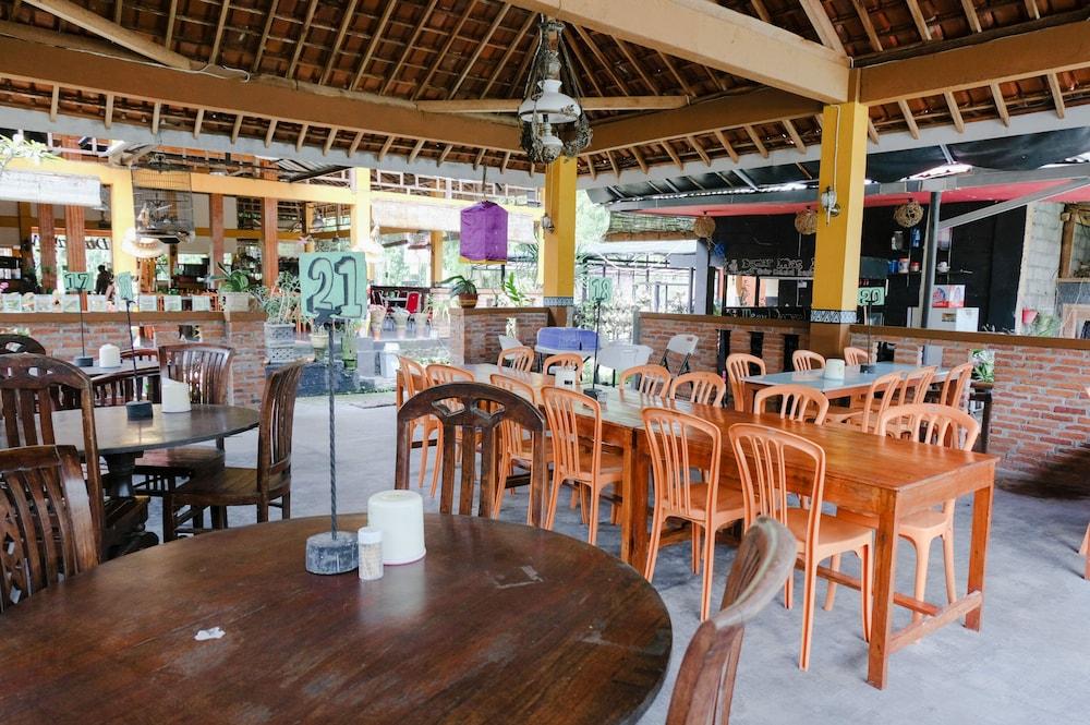 Damar Mas Resort Lereng Kelud by OYO Rooms