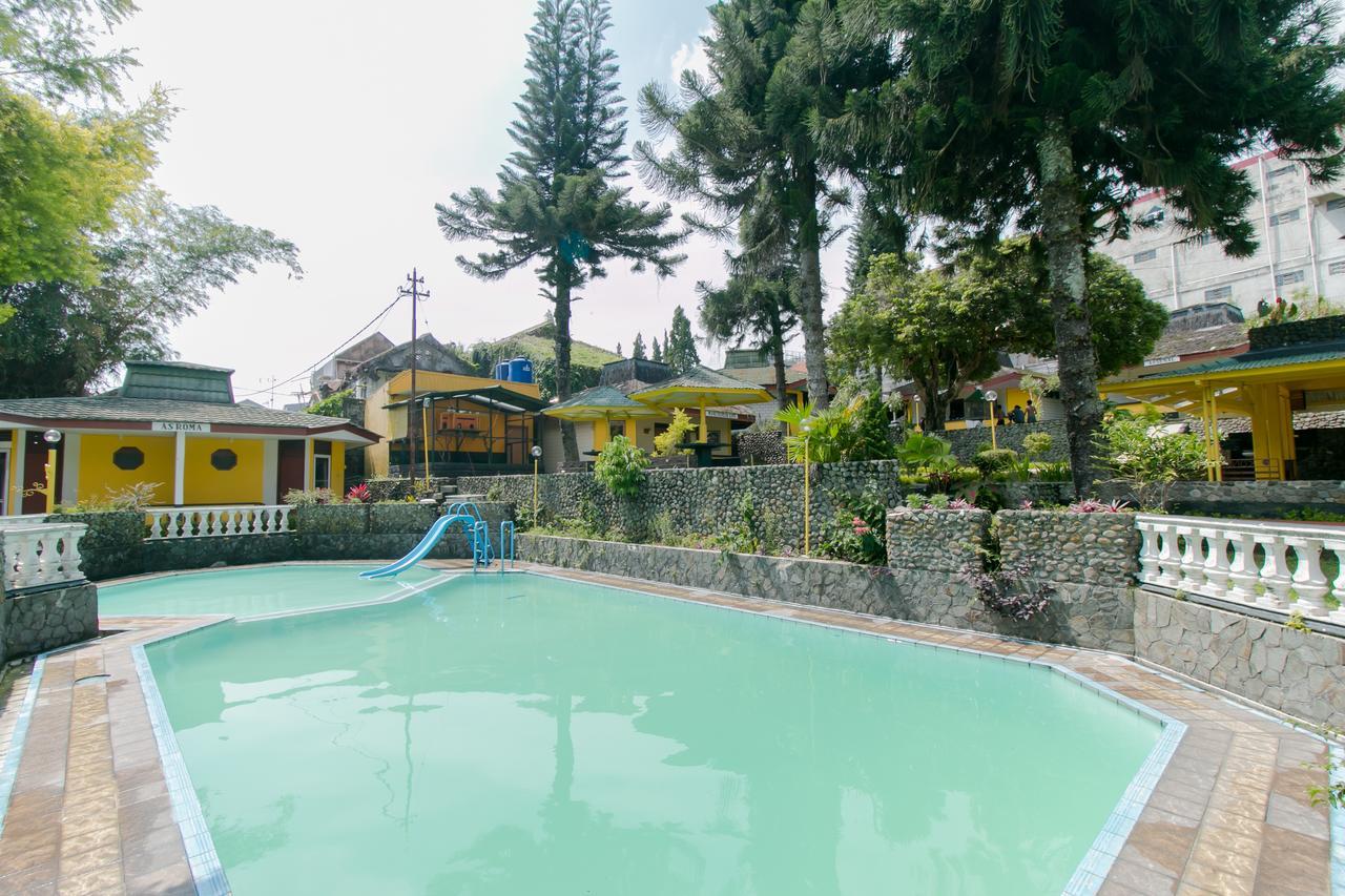 Koneng Hotel by OYO Rooms
