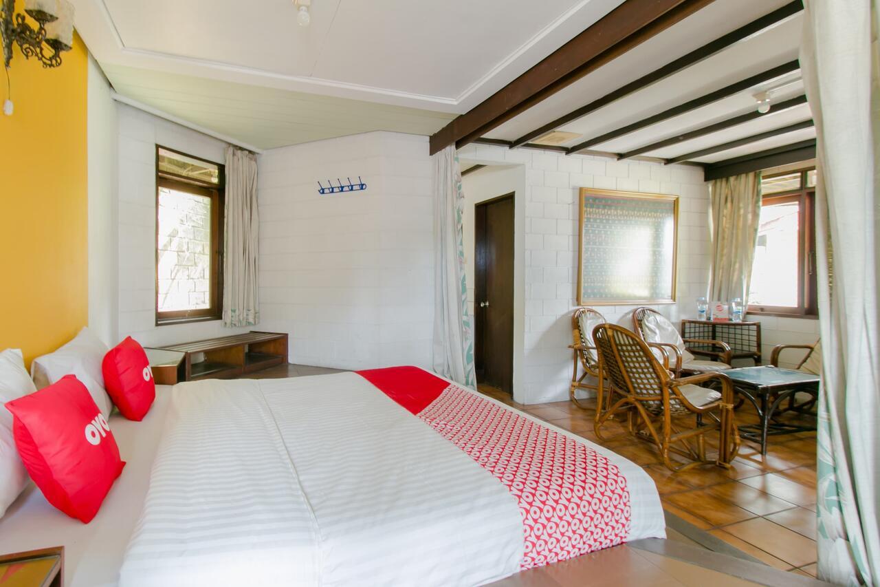 Koneng Hotel by OYO Rooms