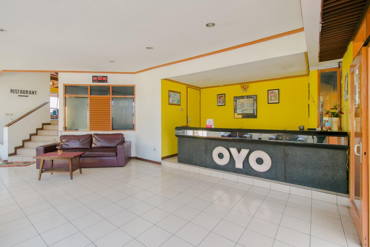 Koneng Hotel by OYO Rooms