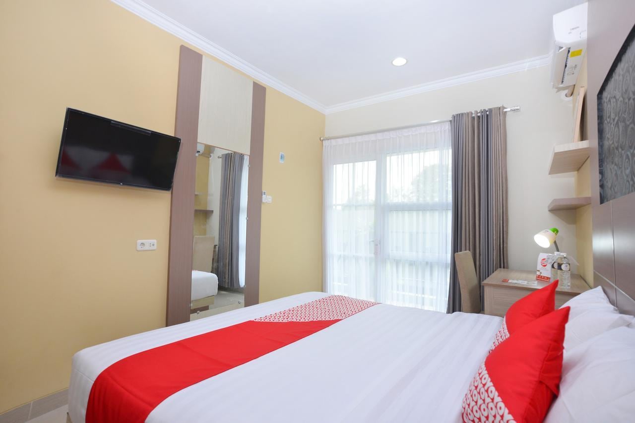 Royal Gejayan Homestay By OYO Rooms