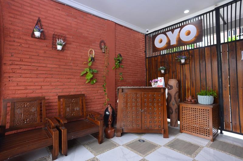 Royal Gejayan Homestay By OYO Rooms