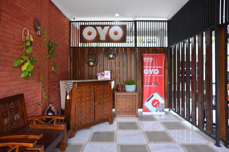 Royal Gejayan Homestay By OYO Rooms
